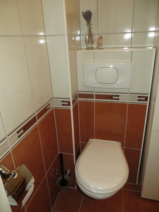 Apartman Mario Cres Exteriör bild